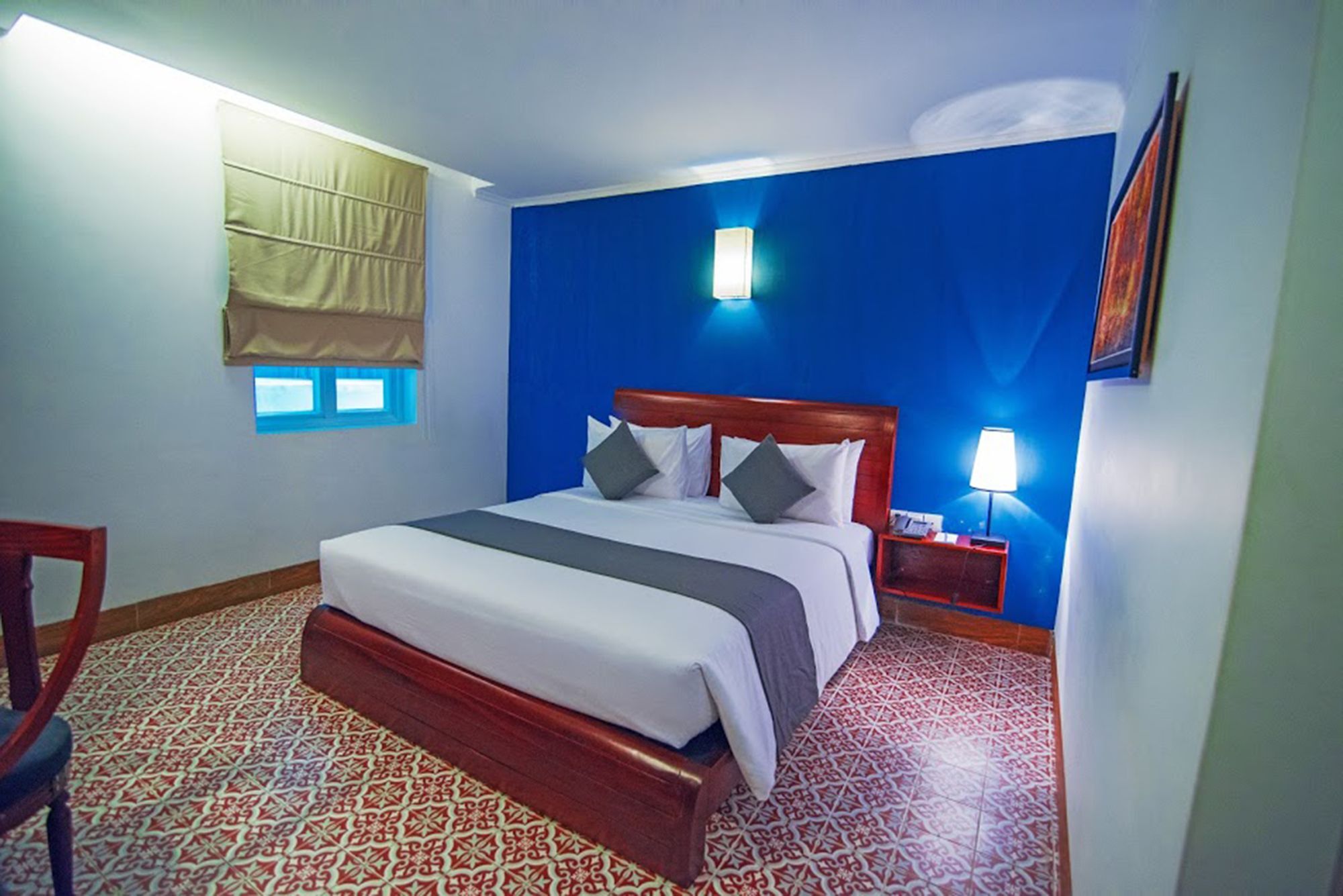 V Hotel Phnom Penh Esterno foto