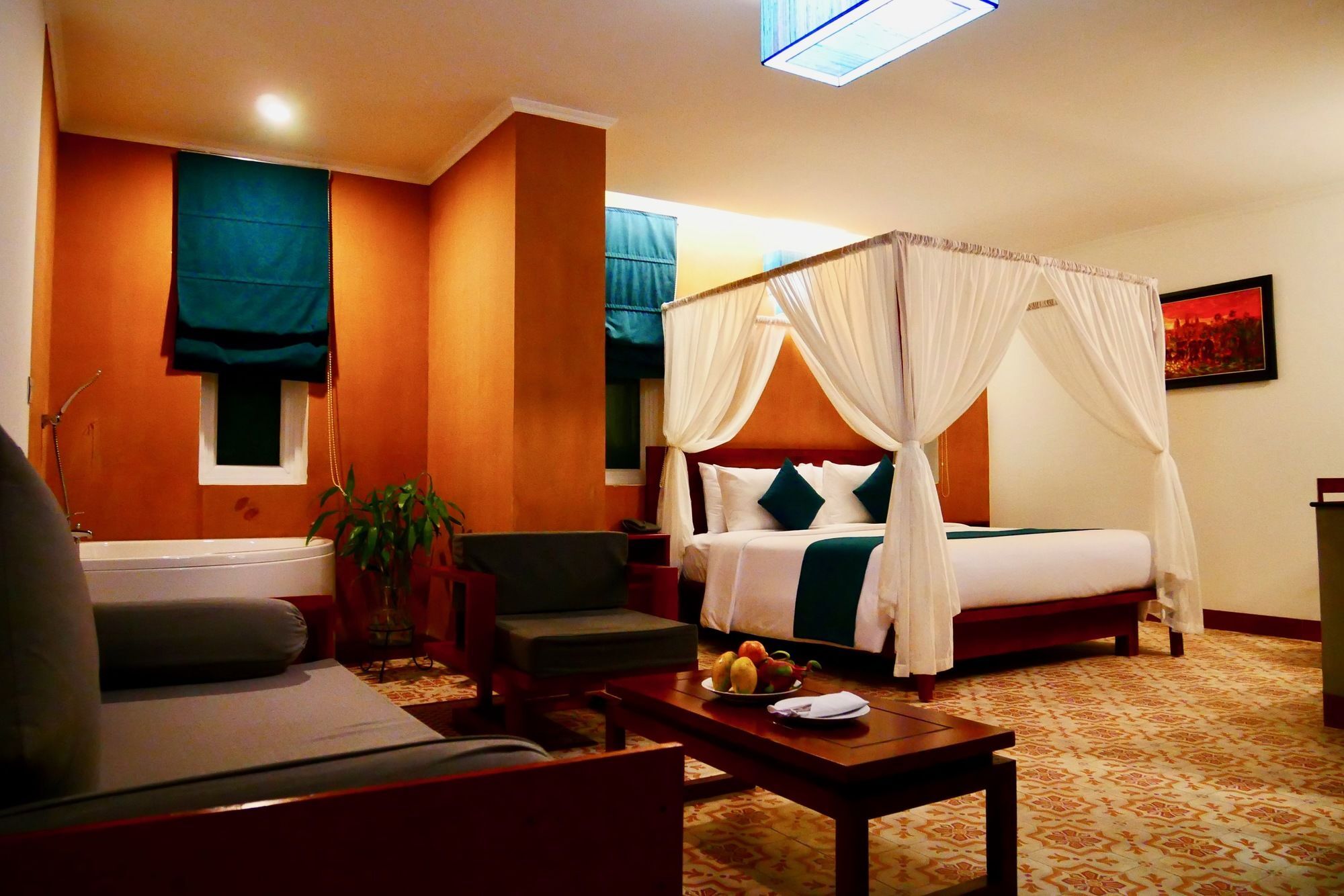 V Hotel Phnom Penh Esterno foto